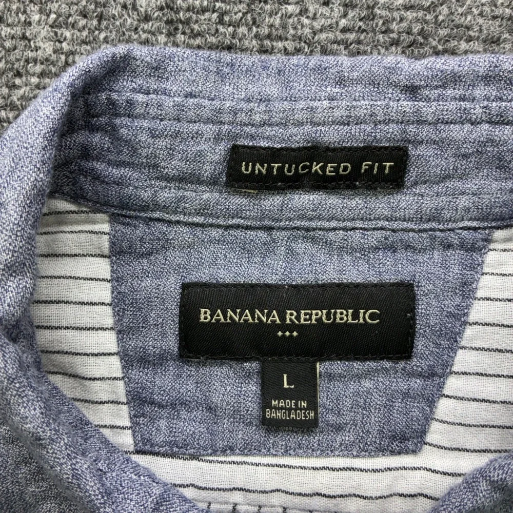 Banana Republic Men Untucked Fit Blue Cotton Button Down Shirt Large Long Sleeve